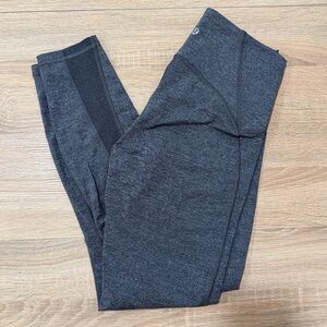 lululemon Heathered Gray High-Rise Leggings – Size 6
